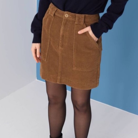 Le Mont S’Michel Black Skirt size 36 - Picture 1 of 5